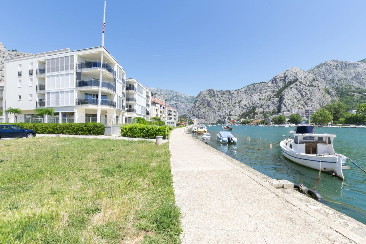 Apartment Ivanka Omiš Exterior foto