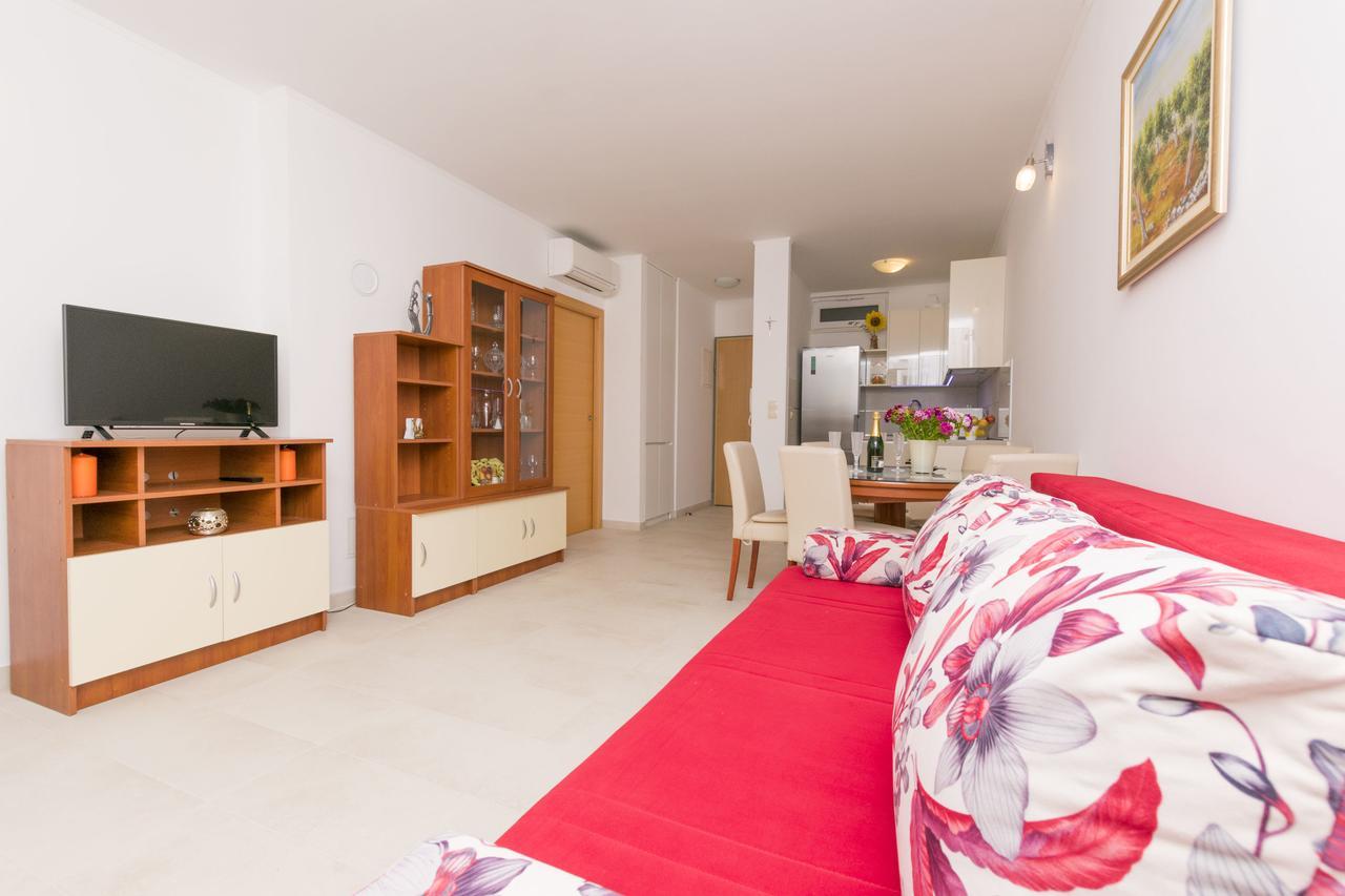 Apartment Ivanka Omiš Exterior foto