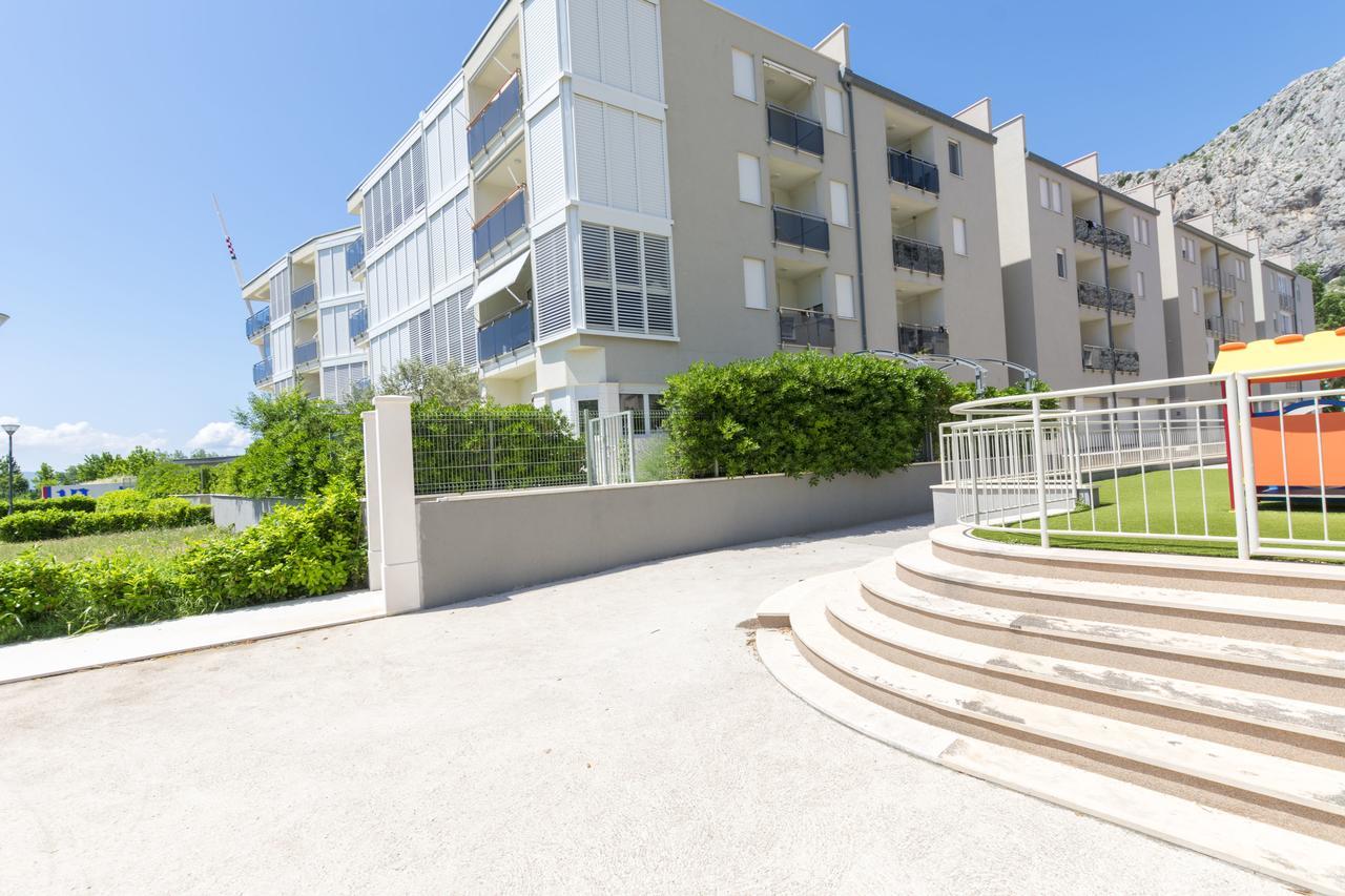 Apartment Ivanka Omiš Exterior foto