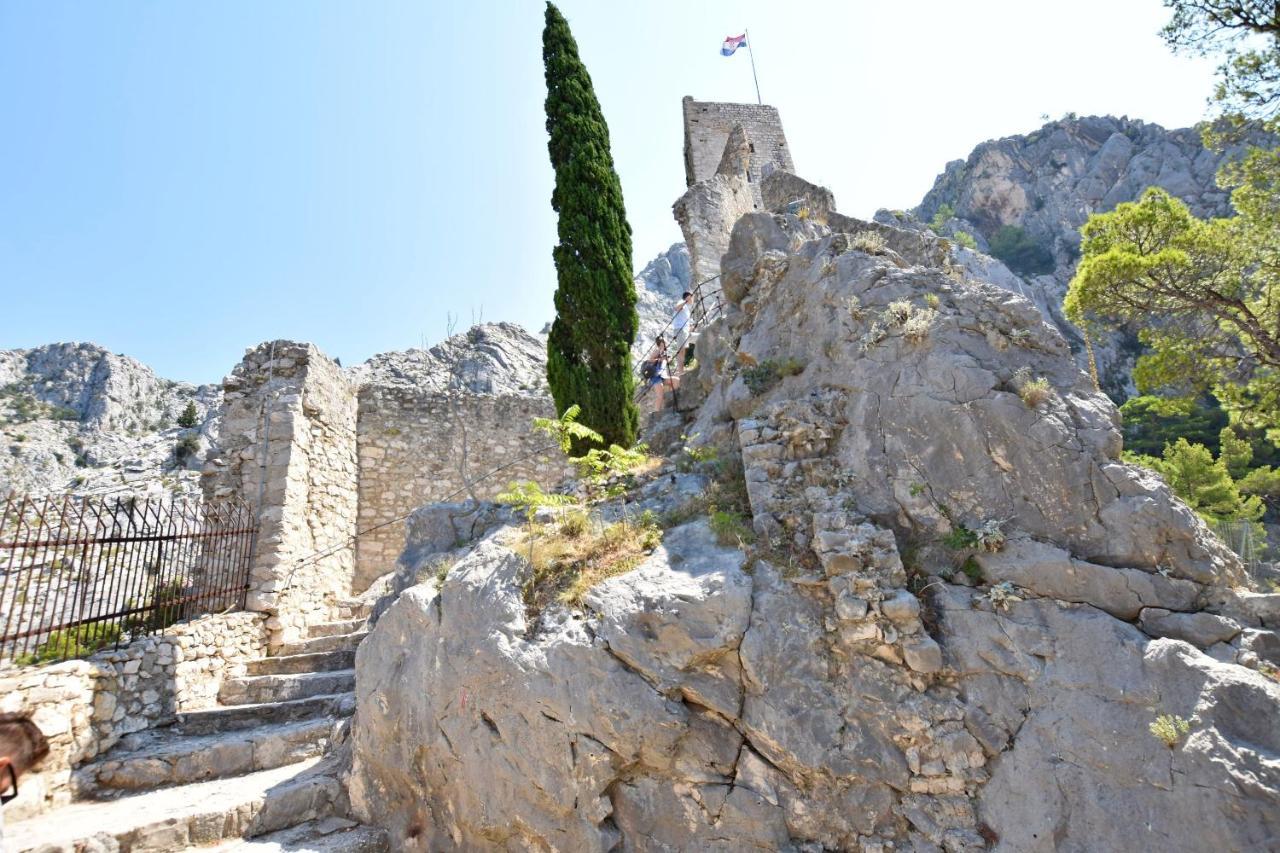 Apartment Ivanka Omiš Exterior foto